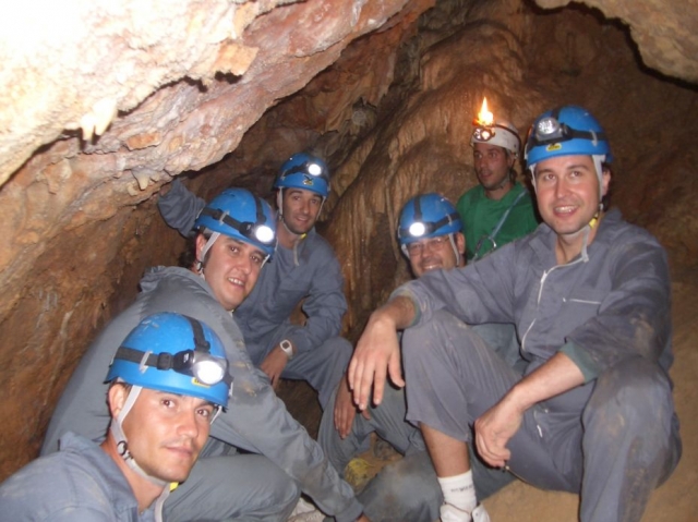 Grupo de espeleólogos
